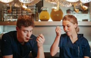 Elzelinde van Doleweerd: Innovatie en scheikunde in de plantaardige gastronomie